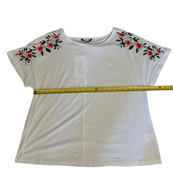 Bloomchic Embroidered White Floral Short Sleeve Top Size 12 - Picture 5 of 5